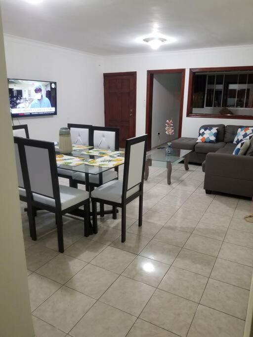 Apartamento Acogedor Con Equipamiento Premium Apartment El Cafe  Luaran gambar